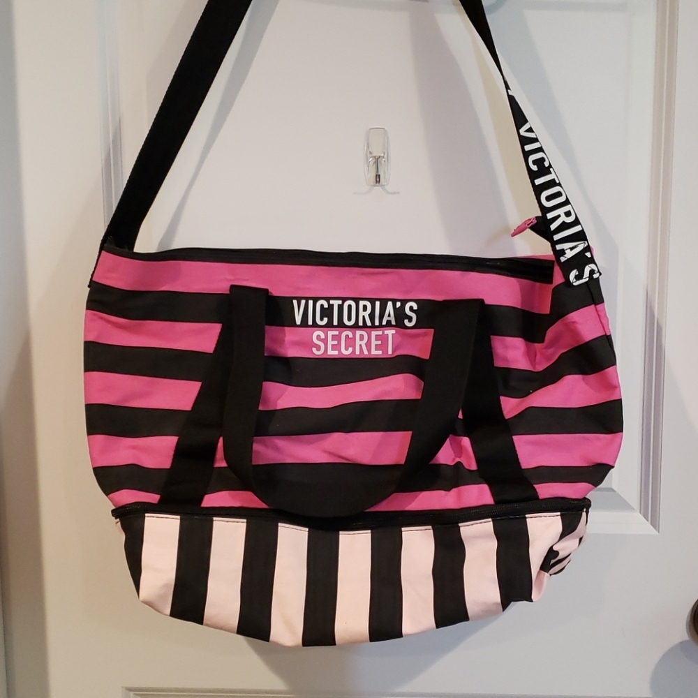 Victoria secret weekender bag
